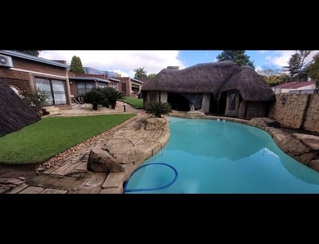 3 BEDROOM HOUSE FOR SALE IN GLENVISTA